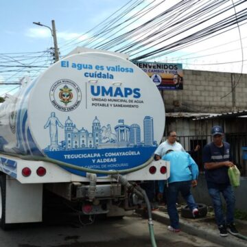 ALCALDÍA CAPITALINA INTENSIFICA ENTREGA DE AGUA GRATIS