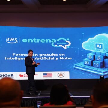AMAZON WEB SERVICES CAPACITARÁ A 15,000 HONDUREÑOS AMAZON WEB SERVICES CAPACITARÁ A 15,000 HONDUREÑOS