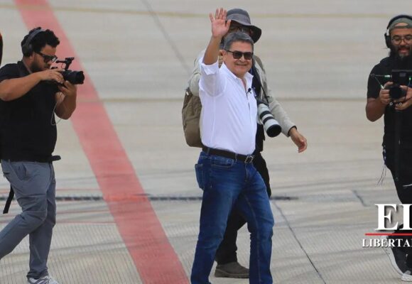 “JOH REGRESA COMO EL LÍDER DE UNA MAFIA CRIMINAL”: DUARTE