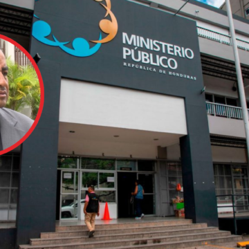 “PUEDEN CERRAR EL MINISTERIO PÚBLICO PORQUE NO SIRVE PARA NADA”: ABOGADO SANDOVAL “PUEDEN CERRAR EL MINISTERIO PÚBLICO PORQUE NO SIRVE PARA NADA”: ABOGADO SANDOVAL