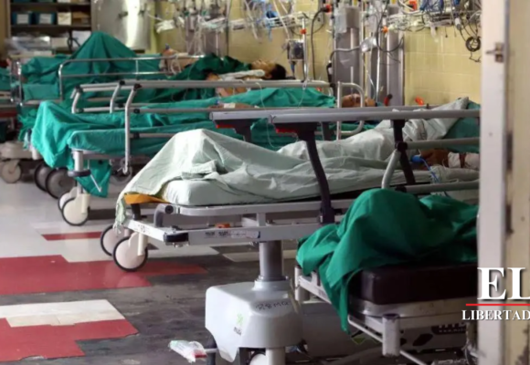 “SE ESTÁN SUSPENDIENDO ALGUNAS CIRUGÍAS PORQUE NO HAY ROPA ESTÉRIL”: PRESIDENTE DEL COLEGIO MÉDICO