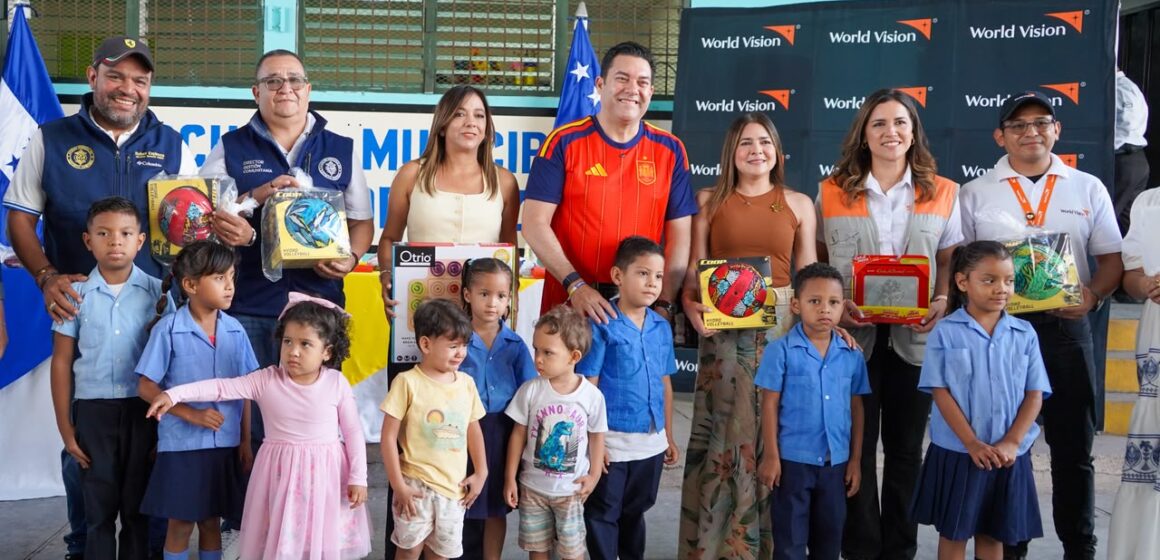 ALIANZA CON “WORL VISION” Y TECHO FORTALECE CENTROS DE CUIDADO INFANTIL EN LA CAPITAL ALIANZA CON “WORL VISION” Y TECHO FORTALECE CENTROS DE CUIDADO INFANTIL EN LA CAPITAL