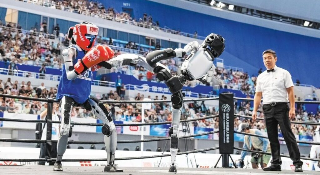 CREATIVIDAD Y FUERZA ROBÓTICA BRILLAN EN LOS JUEGOS MUNDIALES DE ROBOTS HUMANOIDES EN CHINA