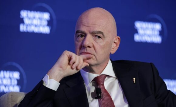 CON “DARDO” A EUROPA, FIFA SUSPENDE PROYECTO DE INFANTINO CON “DARDO” A EUROPA, FIFA SUSPENDE PROYECTO DE INFANTINO