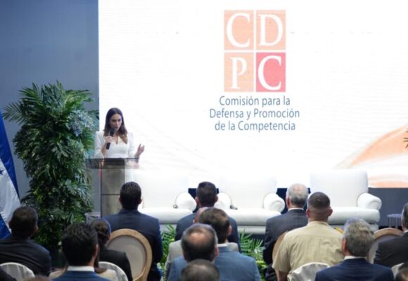 ALCALDE ZELAYA APUNTA QUE LA CAPITAL SE TRANSFORME EN CIUDAD DE INVERSIONES
