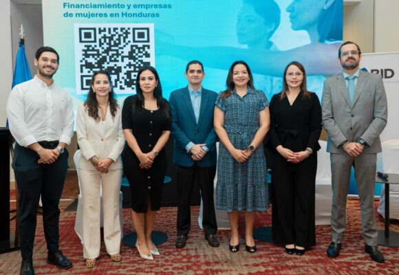 GRUPO FICOHSA REAFIRMA SU COMPROMISO CON EMPRESARIAS HONDUREÑAS