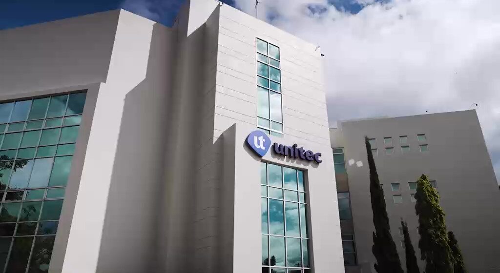 UNITEC CELEBRA 39 AÑOS FORMANDO “TRANSFORMADORES” DE HONDURAS UNITEC CELEBRA 39 AÑOS FORMANDO “TRANSFORMADORES” DE HONDURAS