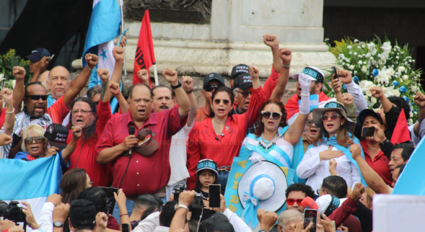 ¡GALERÍA! ASÍ SE VIVIÓ MANIFESTACIÓN DEL “OTRO” 15 DE SEPTIEMBRE