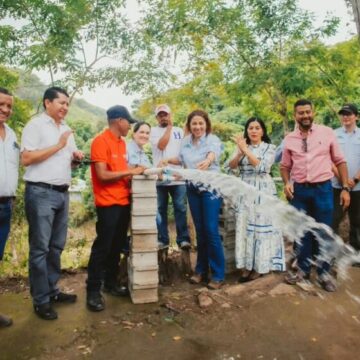 CERVECERÍA HONDUREÑA Y COCA-COLA ENTREGAN NUEVO PROYECTO HÍDRICO EN EL MERENDÓN