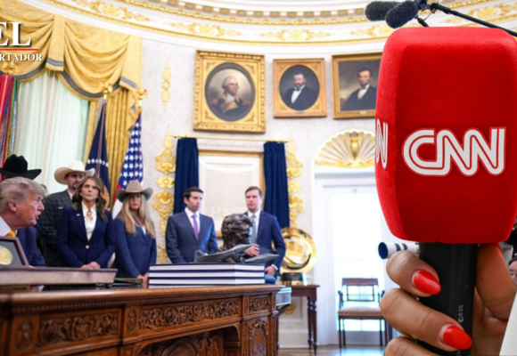 TRUMP CIERRA PUERTAS DE LA CASA BLANCA A CNN Y OTROS MEDIOS POR «NOTICIAS FALSAS»