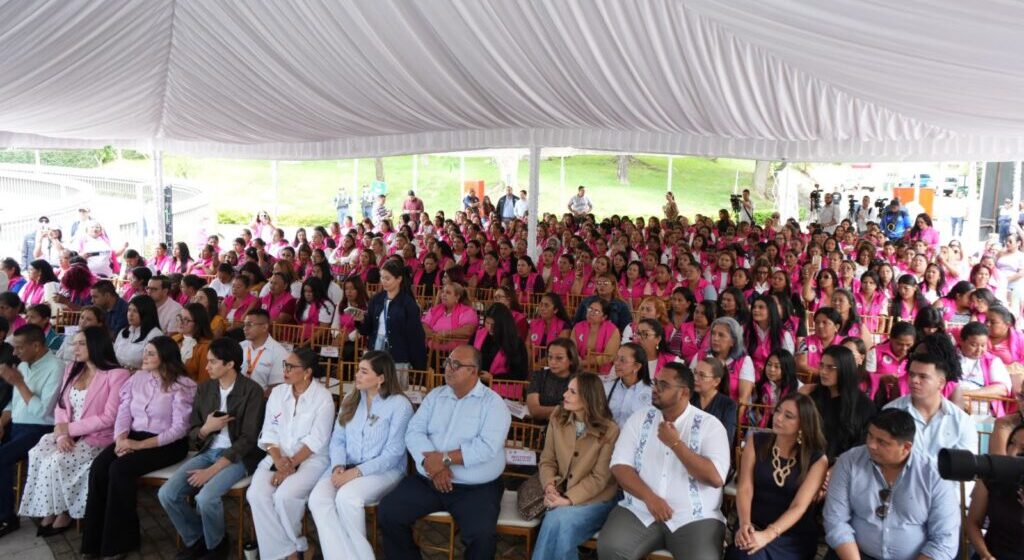 TEGUCIGALPA CELEBRA CLAUSURA DE “SOY MUJER”; PRIMERA FASE GRADUÓ 330 CAPITALINAS TEGUCIGALPA CELEBRA CLAUSURA DE “SOY MUJER”; PRIMERA FASE GRADUÓ 330 CAPITALINAS
