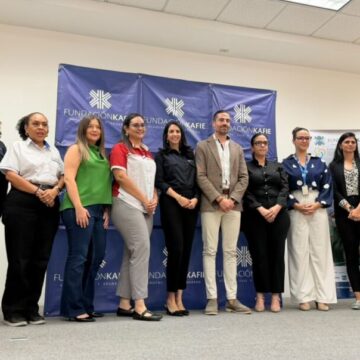 FUNDACIONES KAFIE Y MIGUEL LITTON APOYAN BRIGADA DE UROLOGÍA EN HOSPITAL MARÍA
