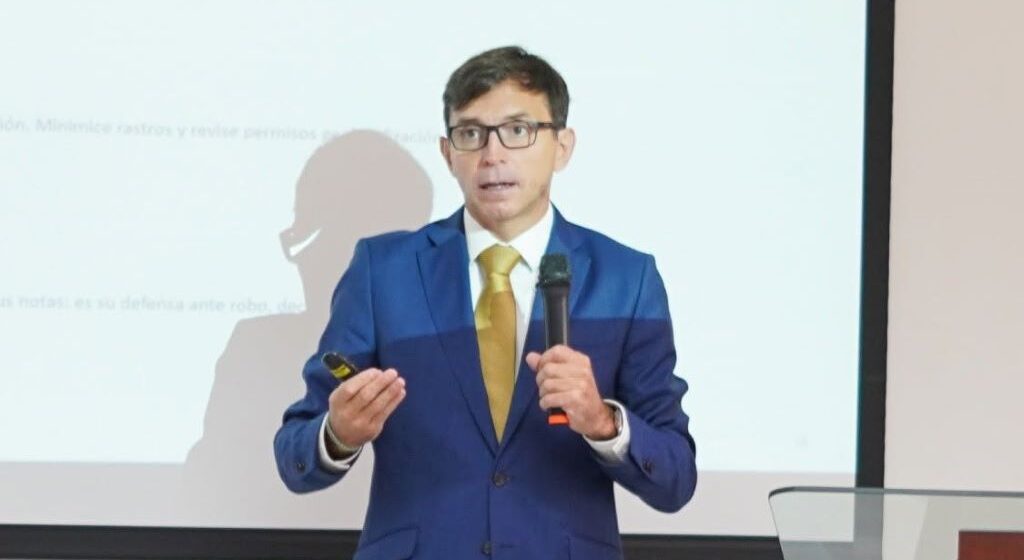 BUEN SISTEMA EDUCATIVO Y PERIODISMO RESPONSABLE, CLAVES EN CIBERSEGURIDAD NACIONAL