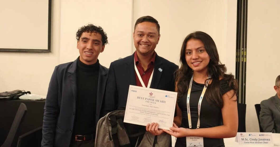 ESTUDIANTES DE UNITEC CREAN PROTOTIPO PARA DETECCIÓN DE CÁNCER DE MAMA