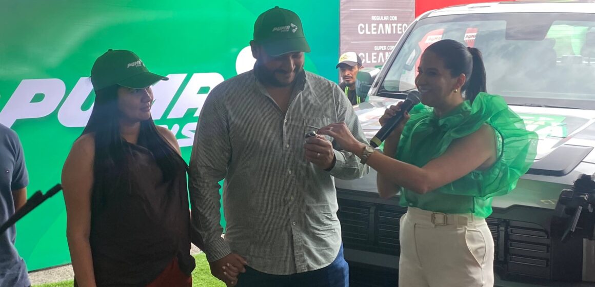 PUMA ENERGY Y BANCO ATLÁNTIDA ENTREGAN ÚLTIMO VEHÍCULO DE “AHORRA Y GANA”
