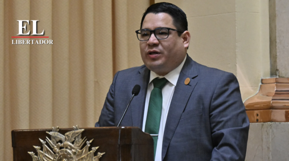 ¿NEXOS NARCO O VENGANZA POLÍTICA? LA TRAMA DE LA ESTREPITOSA CAÍDA DEL FISCAL GENERAL DE BOLIVIA ¿NEXOS NARCO O VENGANZA POLÍTICA? LA TRAMA DE LA ESTREPITOSA CAÍDA DEL FISCAL GENERAL DE BOLIVIA