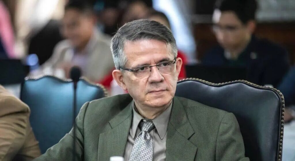 SALUD SIN RUMBO ESTÁ CONDENANDO HONDURAS: DR. MATHEU