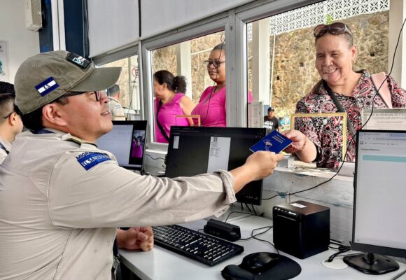 TURISMO NACIONAL “BAILADO”, AL MENOS 260 MILLONES DEJARÁN HONDUREÑOS A EL SALVADOR