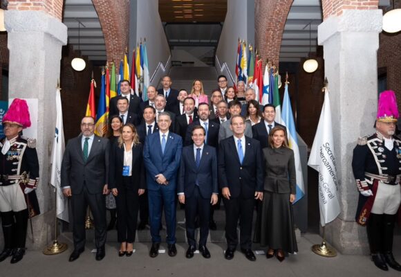 ALCALDE CAPITALINO EXPONE TRANSFORMACIÓN TECNOLÓGICA EN MADRID