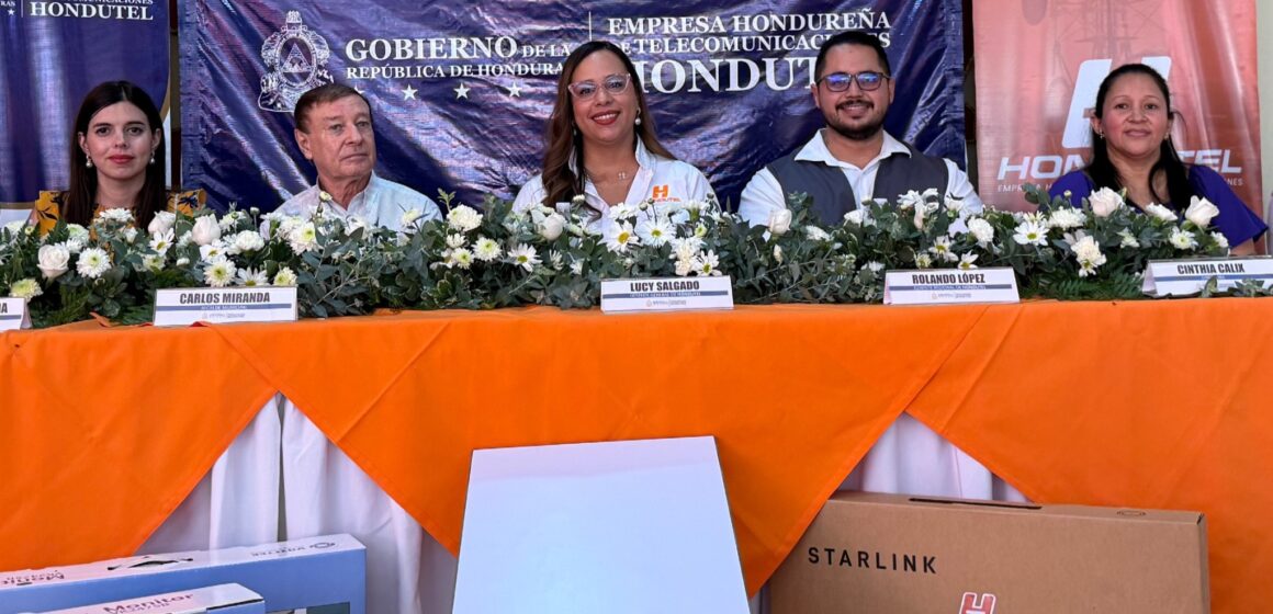 HONDUTEL PRESENTA AVANCES DE CONECTIVIDAD EN COMAYAGUA Y LA PAZ HONDUTEL PRESENTA AVANCES DE CONECTIVIDAD EN COMAYAGUA Y LA PAZ