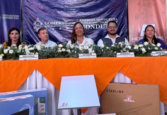 HONDUTEL PRESENTA AVANCES DE CONECTIVIDAD EN COMAYAGUA Y LA PAZ